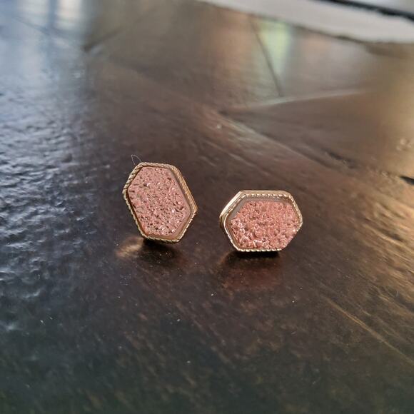 Faux Druzy Stone Stud Earrings in Rose Gold Peach - Picture 1 of 11